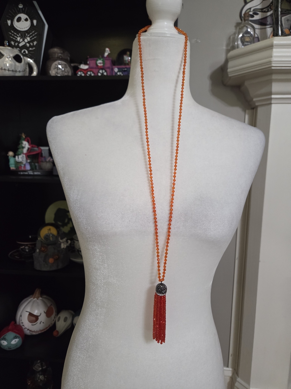 Fashion Jewelry Orange Beaded Necklace with Red Tassel